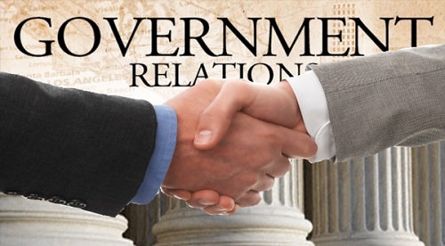 PUBLIC RELATIONS IN PROMOTING GOVERNMENT INITIATIVES : CHALLENGES AND OPPORTUNITIES