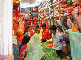 RETAIL SCENE IN INDIA: AN OVERVIEW AND OPPORTUNITIES