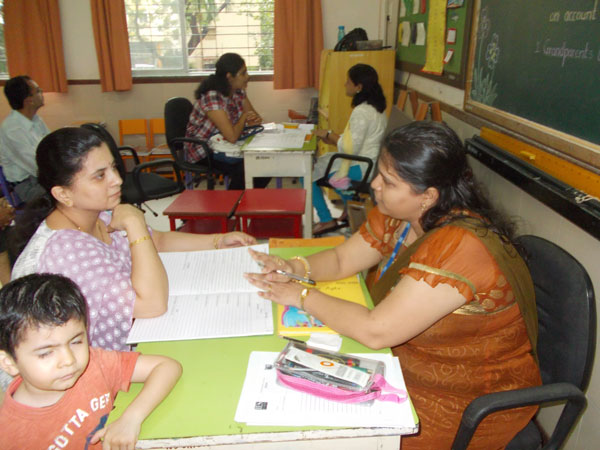 ROLE OF PARENTS, TEACHERS AND SOCIETY IN  FAMILY RELATION AND CHILDREN’S EDUCATIONAL  DEVELOPMENT.