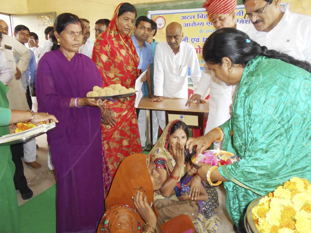 जौनपुर जिले में समेकित बाल विकास योजना में पजीकृत  धात्री माताओ की पोषणात्मक स्थिति का आंकलन