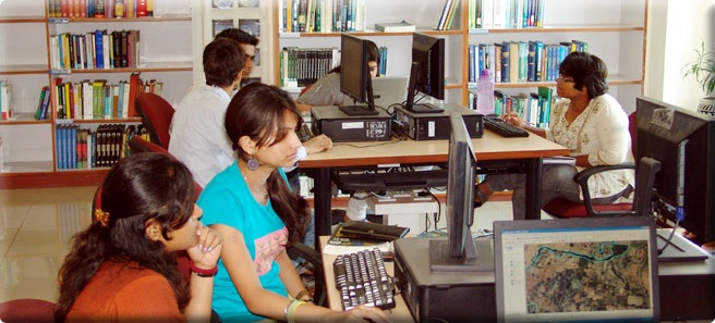 DIGITAL LIBRARIES: UPGRADING LIBRARY AND  INFORMATION SERVICES IN INDIA