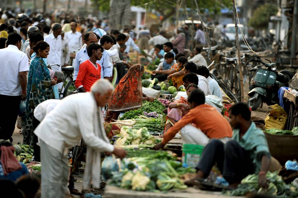 PROBLEMS AND PROSPECTS OF AGRICULTURAL  MARKETING IN INDIA