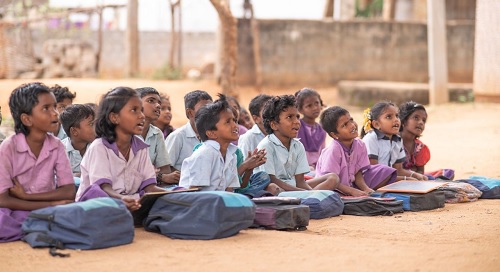 ग्रामीण भागातील विद्यार्थ्यांचे गळतीचे प्रमाण, कारणे, उपाय