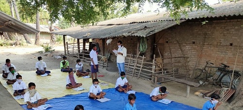 आदिवासी विद्यार्थियों का व्यक्तित्व निर्माण 